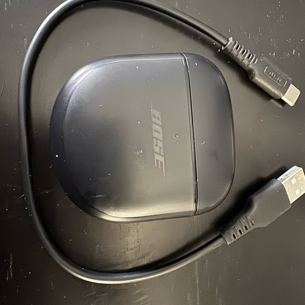 Bose Black Wireless Noise Cancelling Earbuds with USB Cable